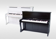 カワイミニピアノ発売30周年　アップライト型ミニピアノ新発売について