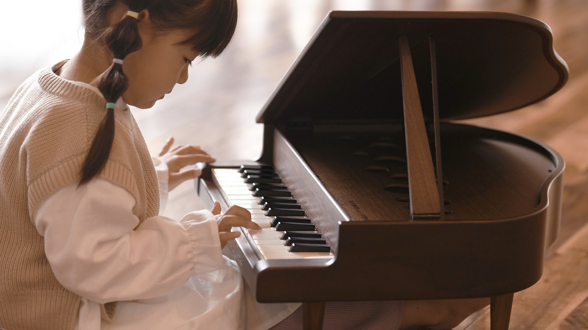 小さなピアニストに、小さな本物を。” </br>『KAWAI meets HIDA ミニ